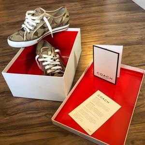 Coach leather ware Est. 1941 Dalia tennis shoes